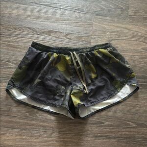 Camo Women's Shorts Size XS